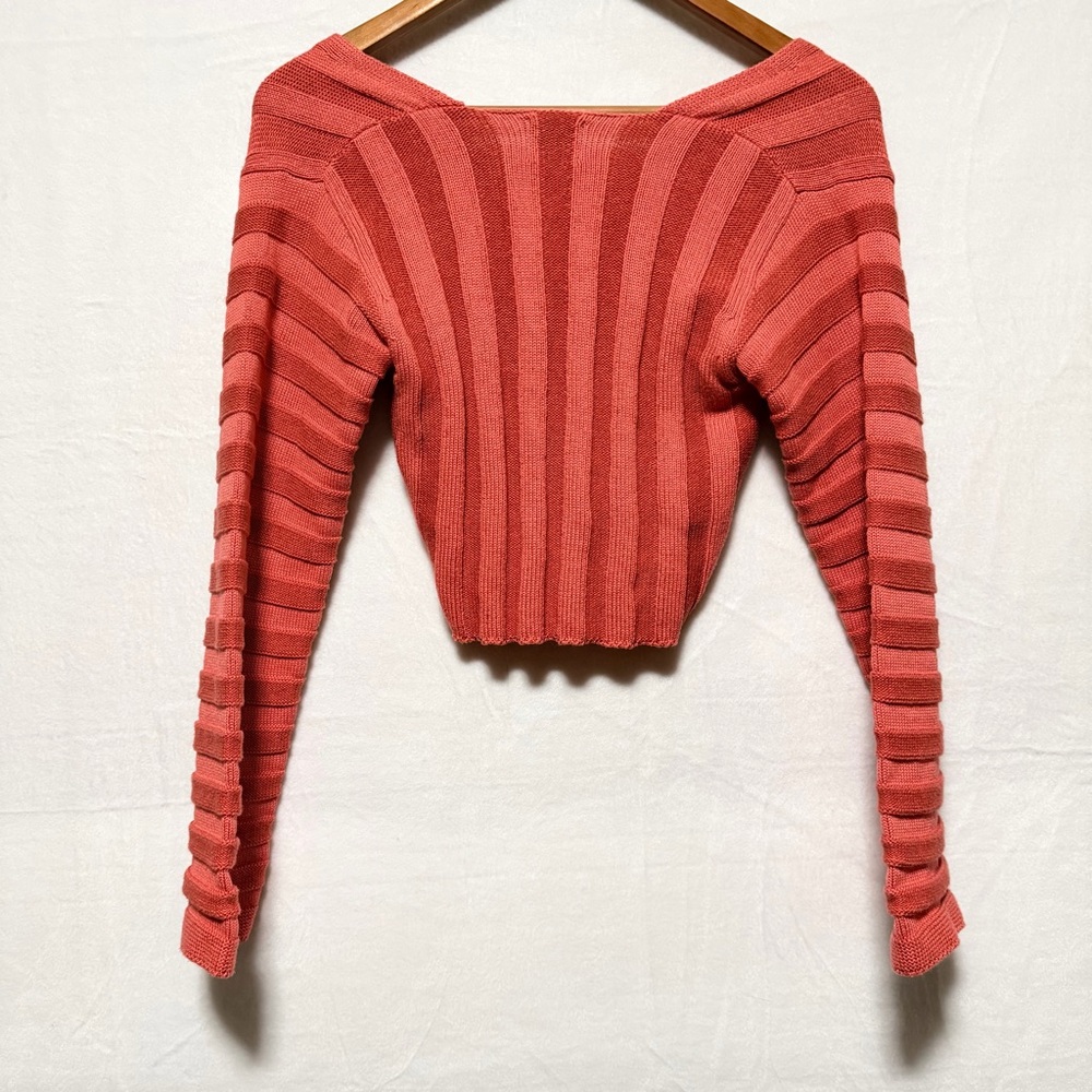 Urban Outfitters BDG Mavis Cropped Sweater Coral Sz XS - Picture 4 of 4